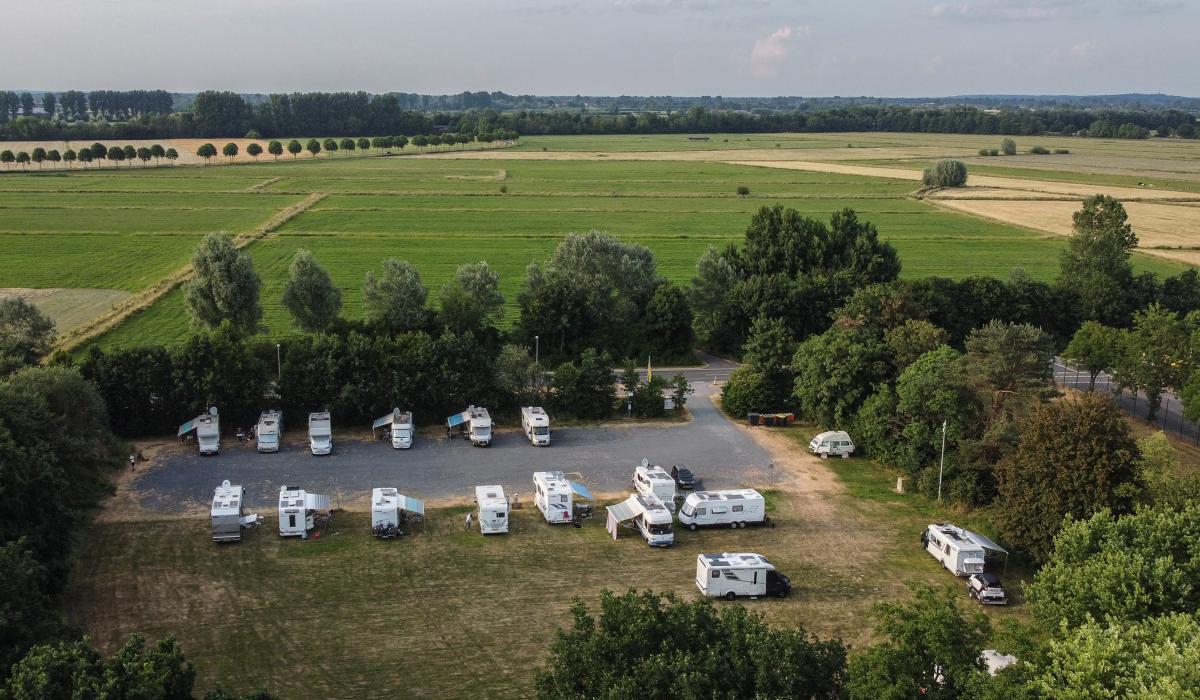 Der Kranenburger Wohnmobilstellplatz von oben (Foto: Markus van Offern/Gemeinde Kranenburg) Der Kranenburger Wohnmobilstellplatz von oben (Foto: Markus van Offern/Gemeinde Kranenburg)