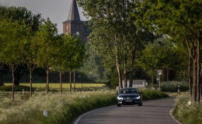 Stadtansicht: Auf der Straße Richtung Zyfflich (Foto: Markus van Offern/Gemeinde Kranenburg) Stadtansicht: Auf der Straße Richtung Zyfflich (Foto: Markus van Offern/Gemeinde Kranenburg)